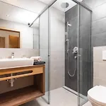 Hotel apartamentowy Lerch Suites 4*