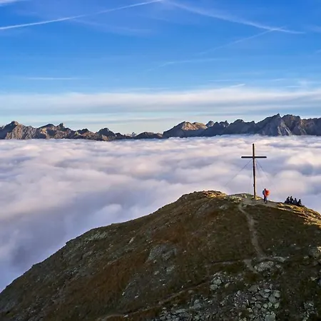 Lerch 아파트호텔 4*